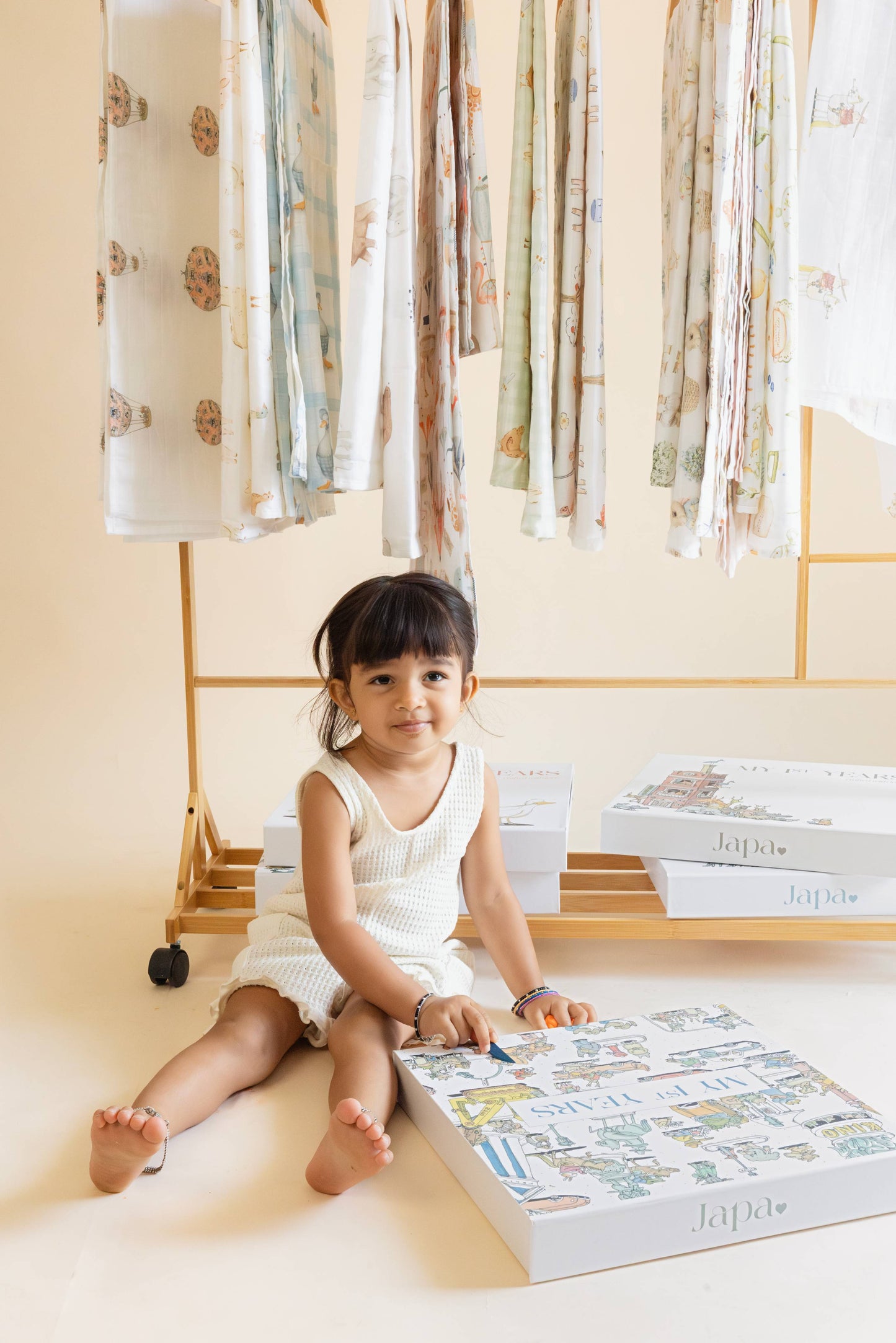 Dilly Dally Swaddle Blanket