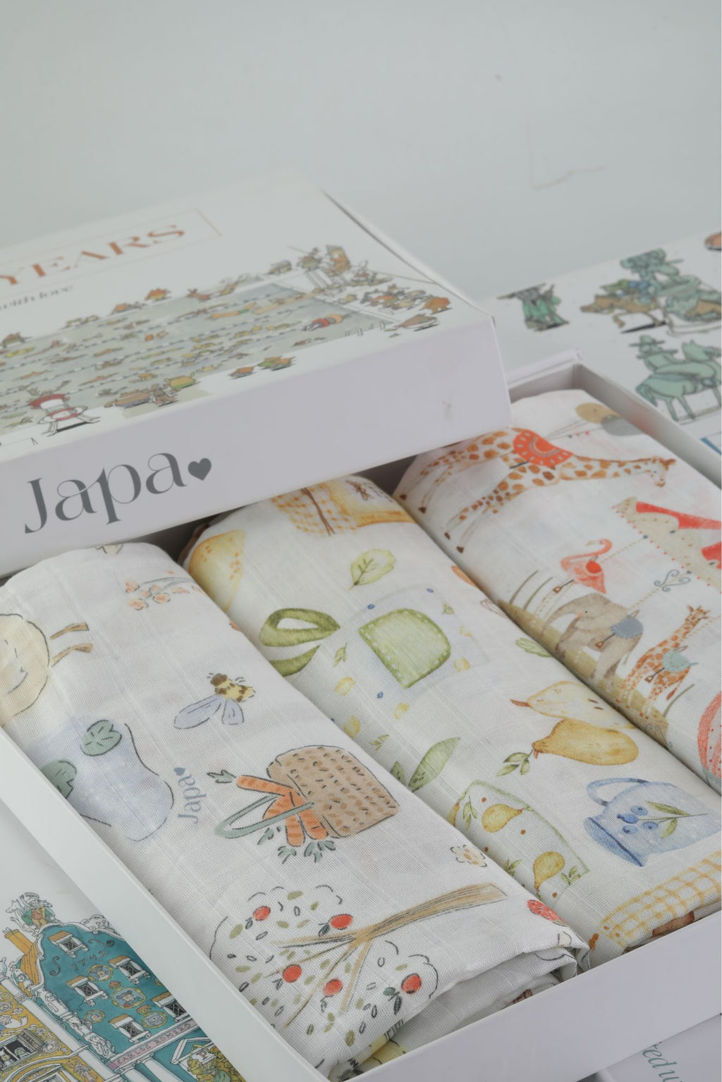 Dilly Dally Swaddle Blanket
